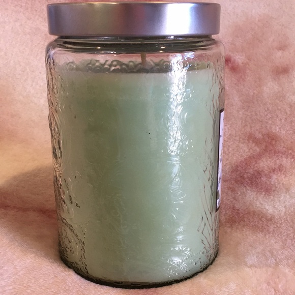 Susan Jacobs Scented Camellia Joy Home Decorative Candle XL 21oz NWT Textured - Picture 5 of 16